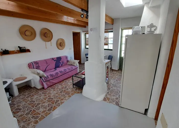 Beautiful 1-Bedroom House \'Oficina\' Finca Vistamar